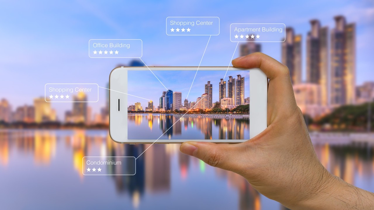 Augmented Reality in Your Business: Best Practices and Use Cases